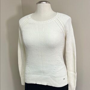 American Eagle Ivory Knit Minimalist Pullover Sweater  Long Sleeves M